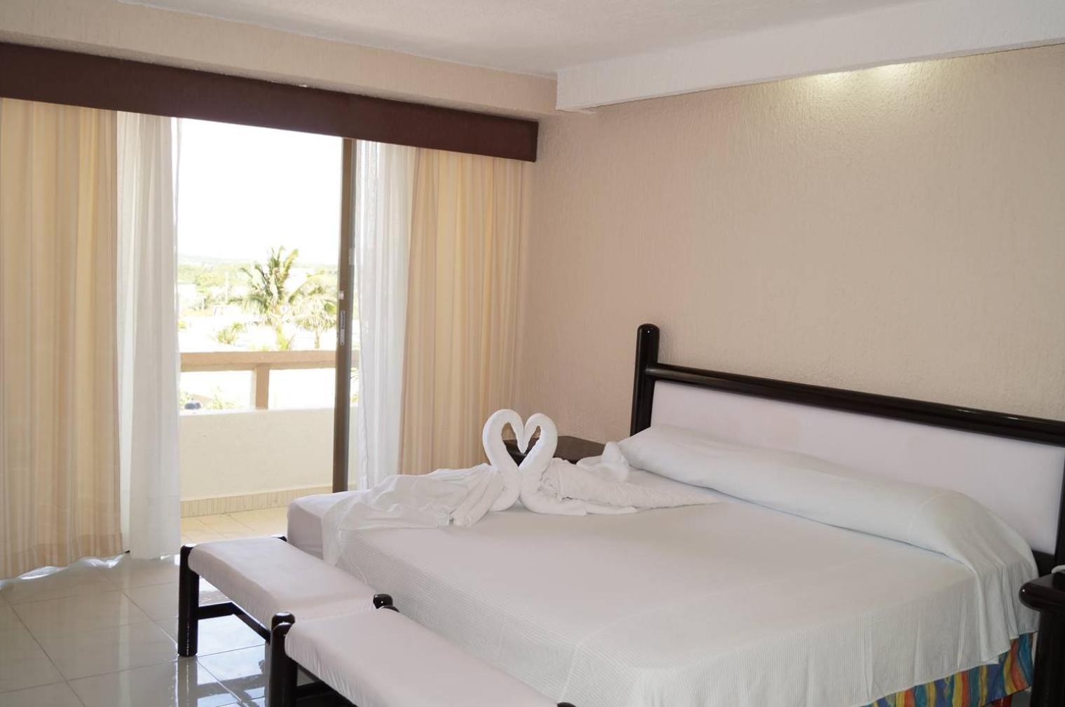 Solymar Hotel All Inclusive Cancún Esterno foto